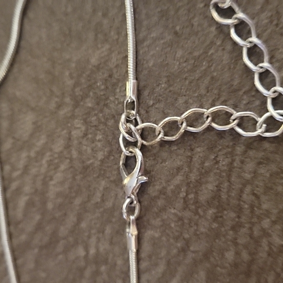 VTG KENNETH COLE Abalone Rhinestone Teardrop Pendant Snake Chain Necklace - Picture 4 of 5